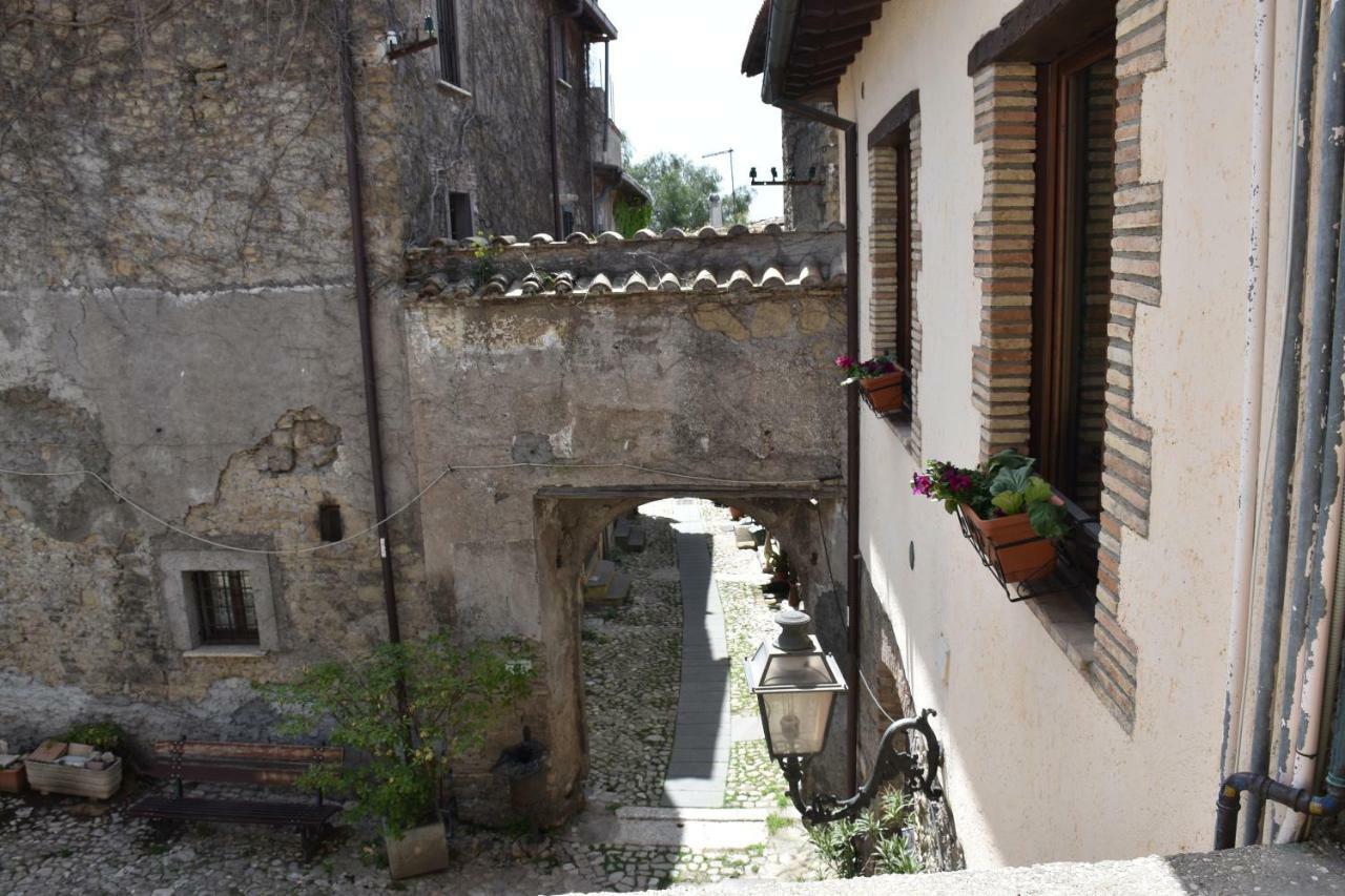 Al Castello Di Leprignano Apartment Capena Exterior photo