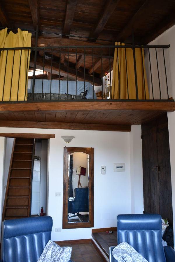 Al Castello Di Leprignano Apartment Capena Exterior photo